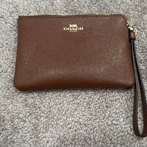 Wristlet